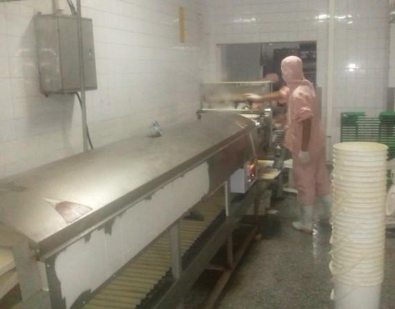 涼皮機生產(chǎn)現(xiàn)場 涼皮機生產(chǎn)現(xiàn)場