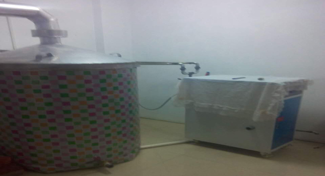 釀酒現(xiàn)場(chǎng)