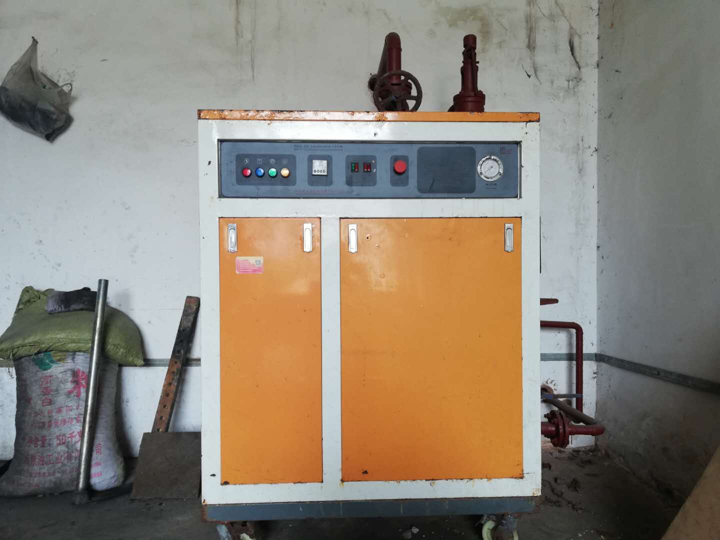 電加熱雙開門蒸汽發(fā)生器 電加熱雙開門蒸汽發(fā)生器