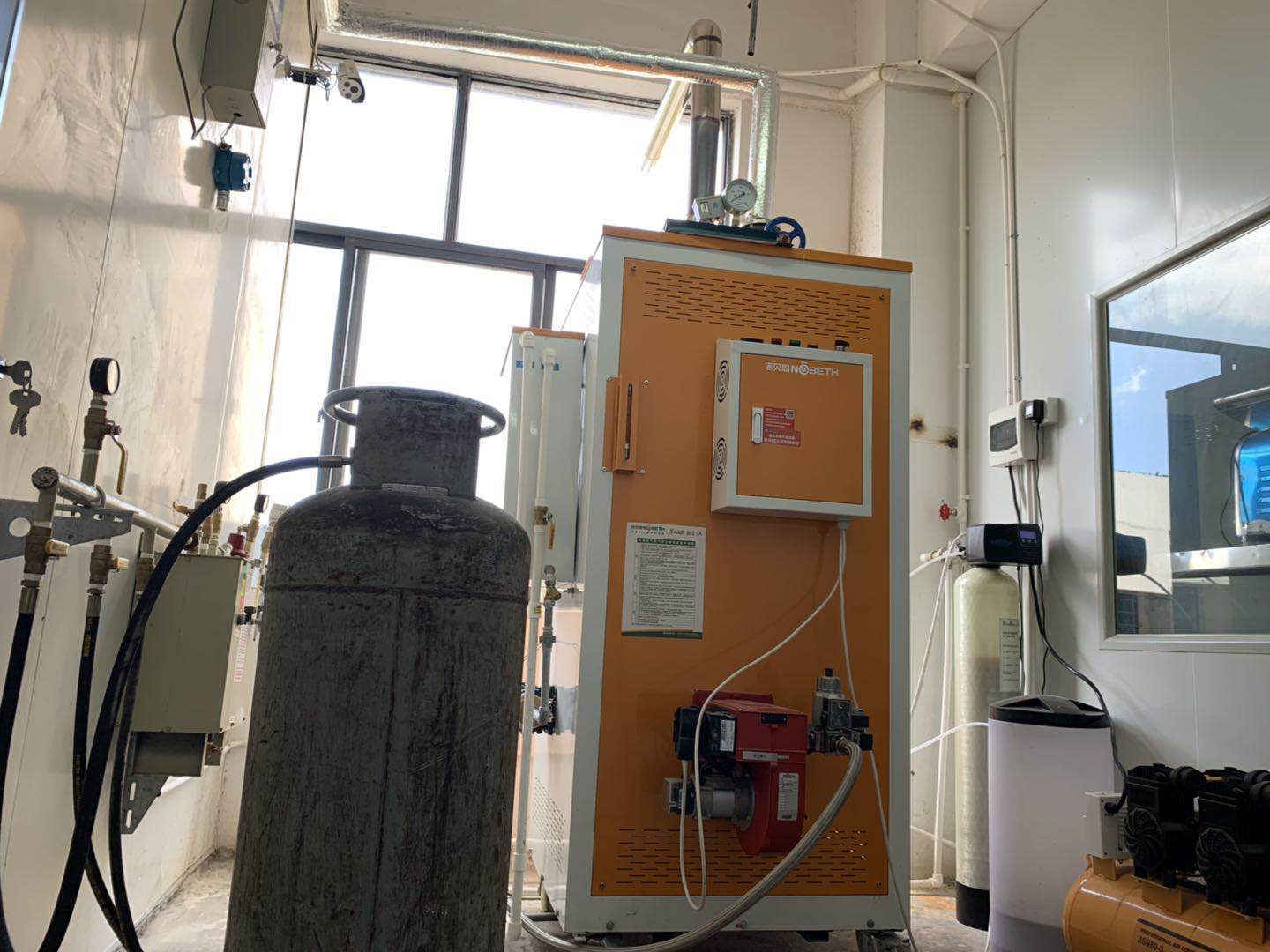 山東浴池加溫不銹鋼蒸汽發(fā)生器 山東浴池加溫不銹鋼蒸汽發(fā)生器