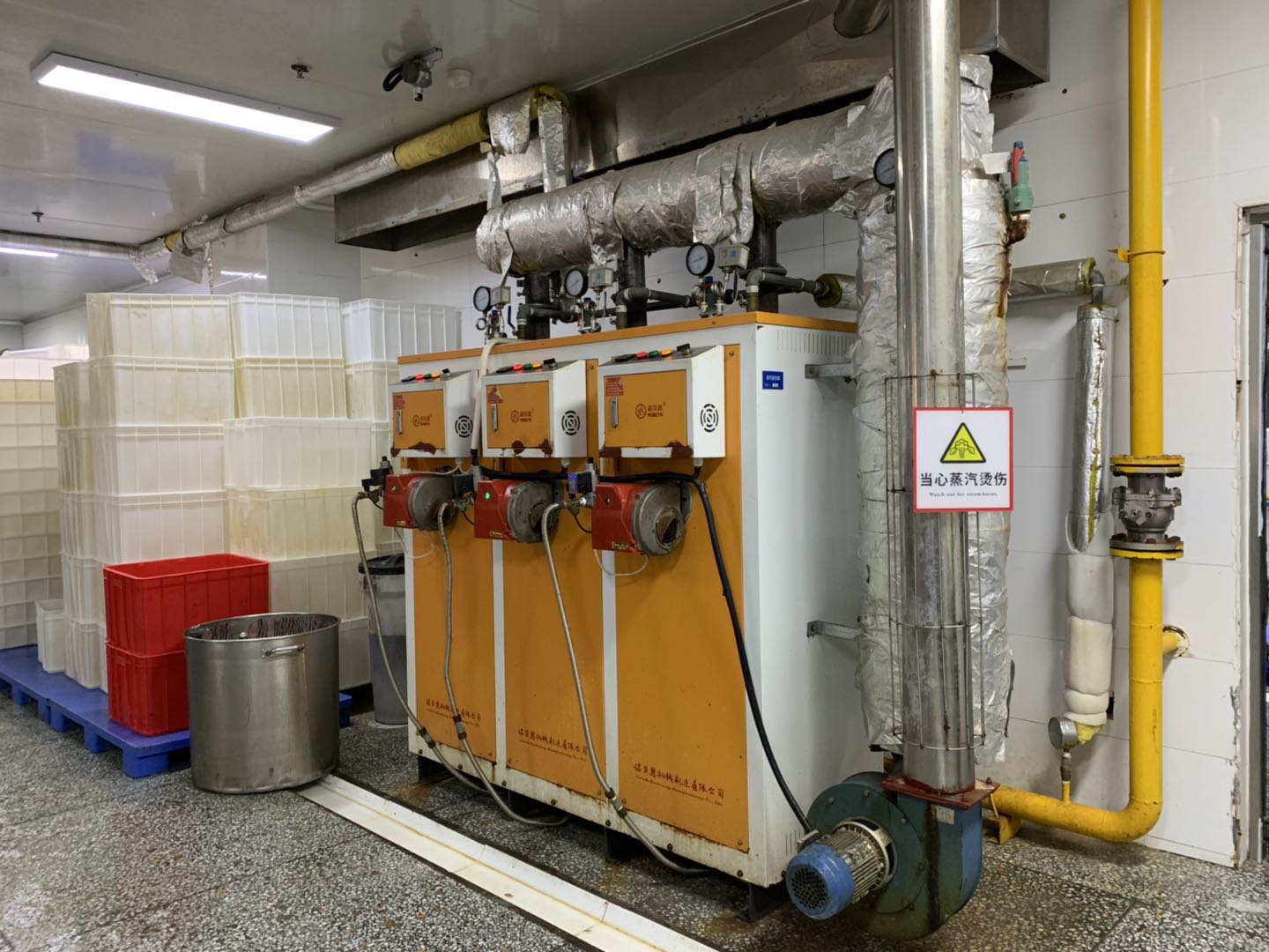 山東浴池加溫不銹鋼蒸汽發(fā)生器 山東浴池加溫不銹鋼蒸汽發(fā)生器